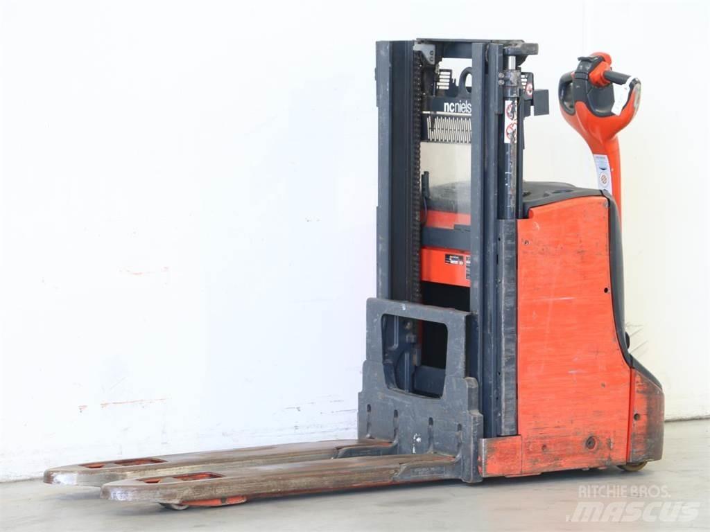 Linde D08/1160-00 Apiladores eléctricos