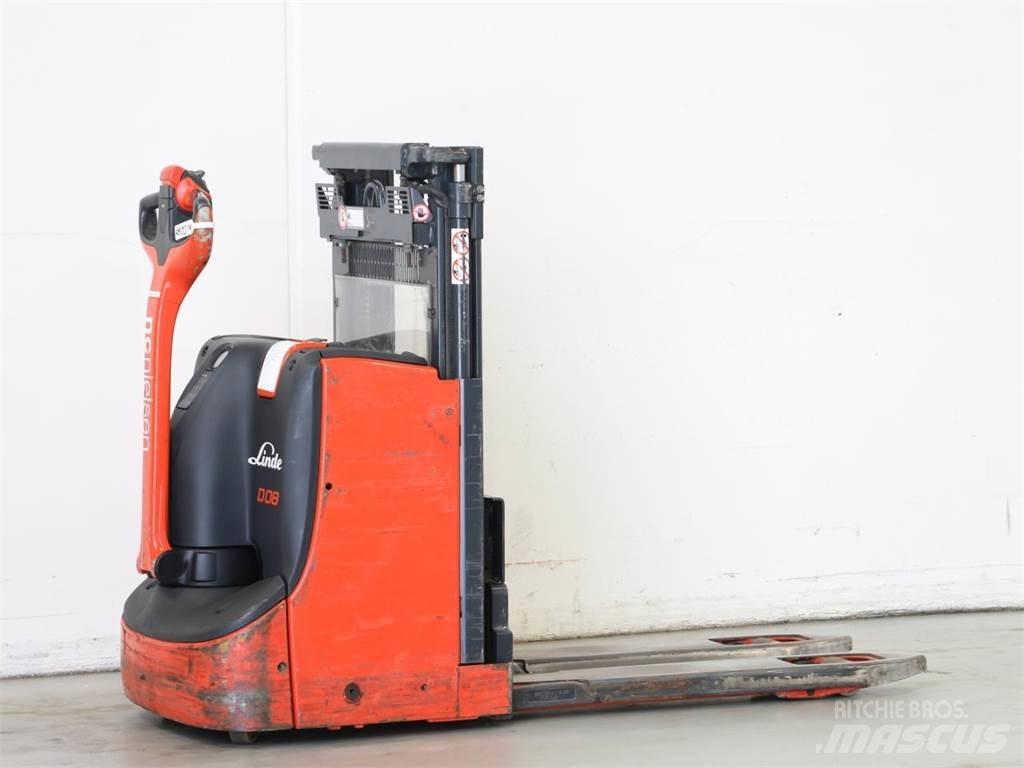 Linde D08/1160-01 Apiladores eléctricos
