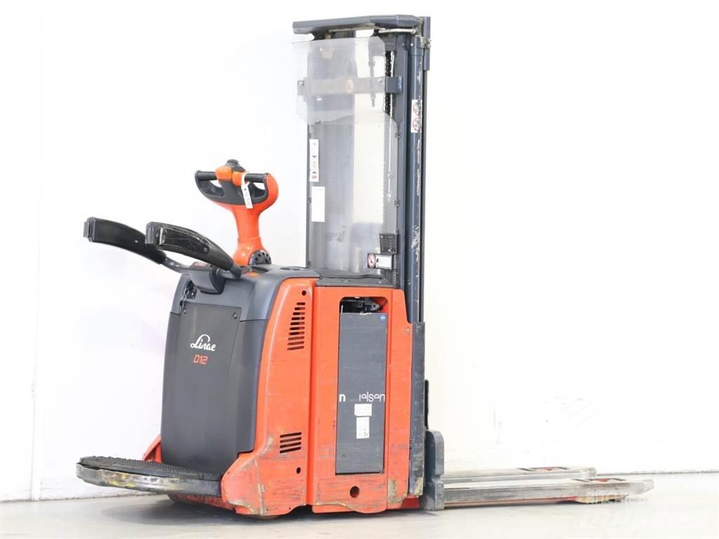 Linde D12AP/133 Apiladores eléctricos