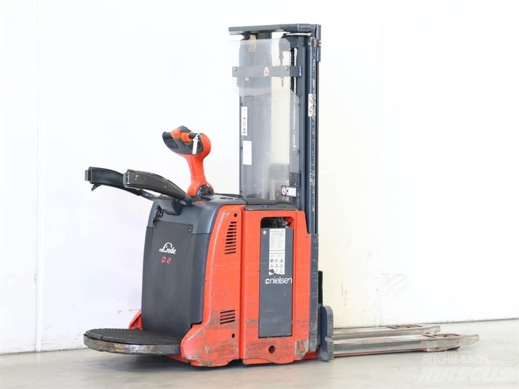 Linde D12AP/133 Apiladores eléctricos