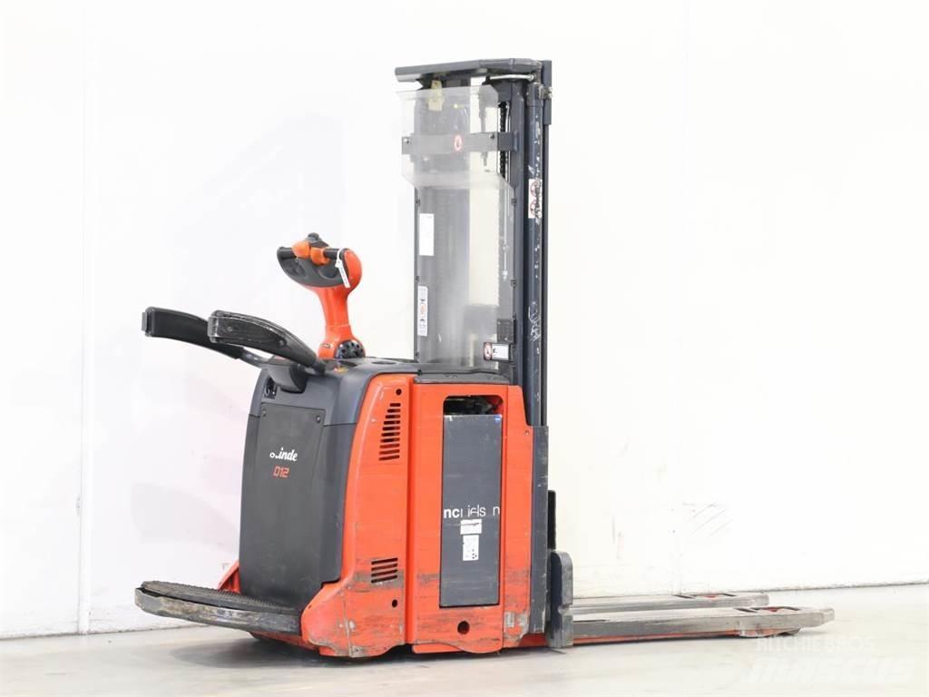 Linde D12AP/133 Apiladores eléctricos