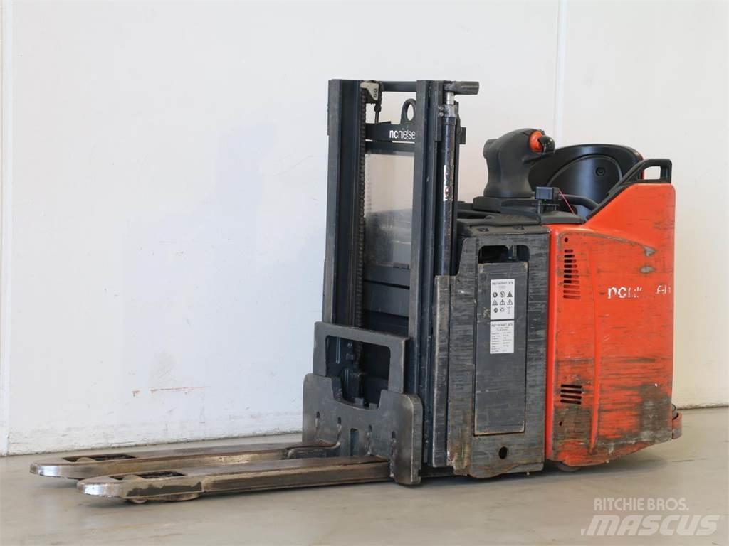 Linde D12HPSP/133 Apiladores eléctricos
