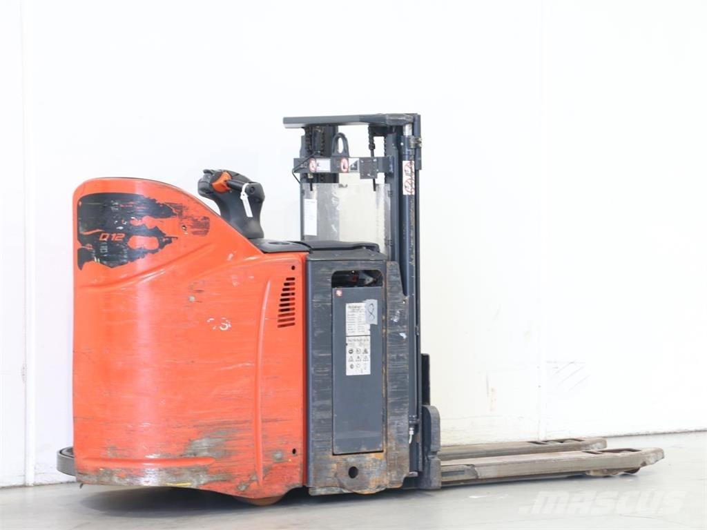 Linde D12SP/133 Apiladores eléctricos