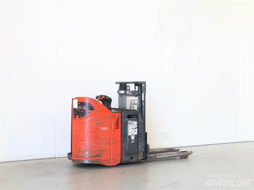 Linde D12SP/133 Apiladores eléctricos