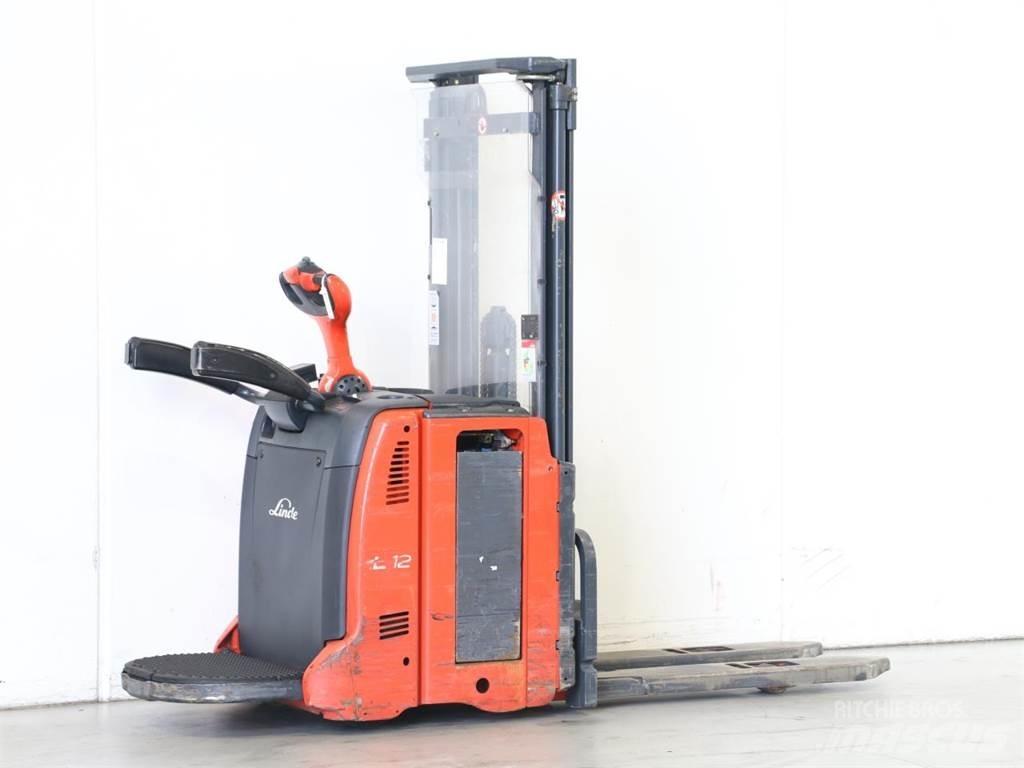 Linde L12AP/133 Apiladores eléctricos