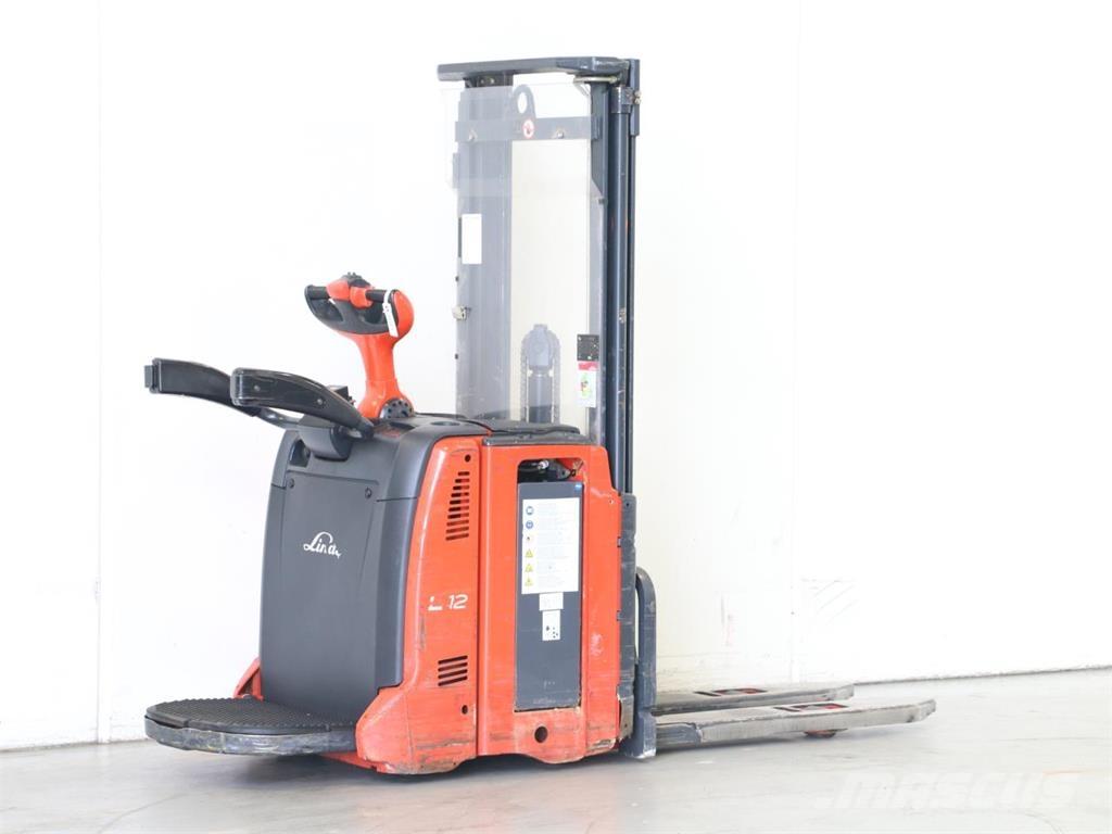 Linde L12AP/133 Apiladores eléctricos