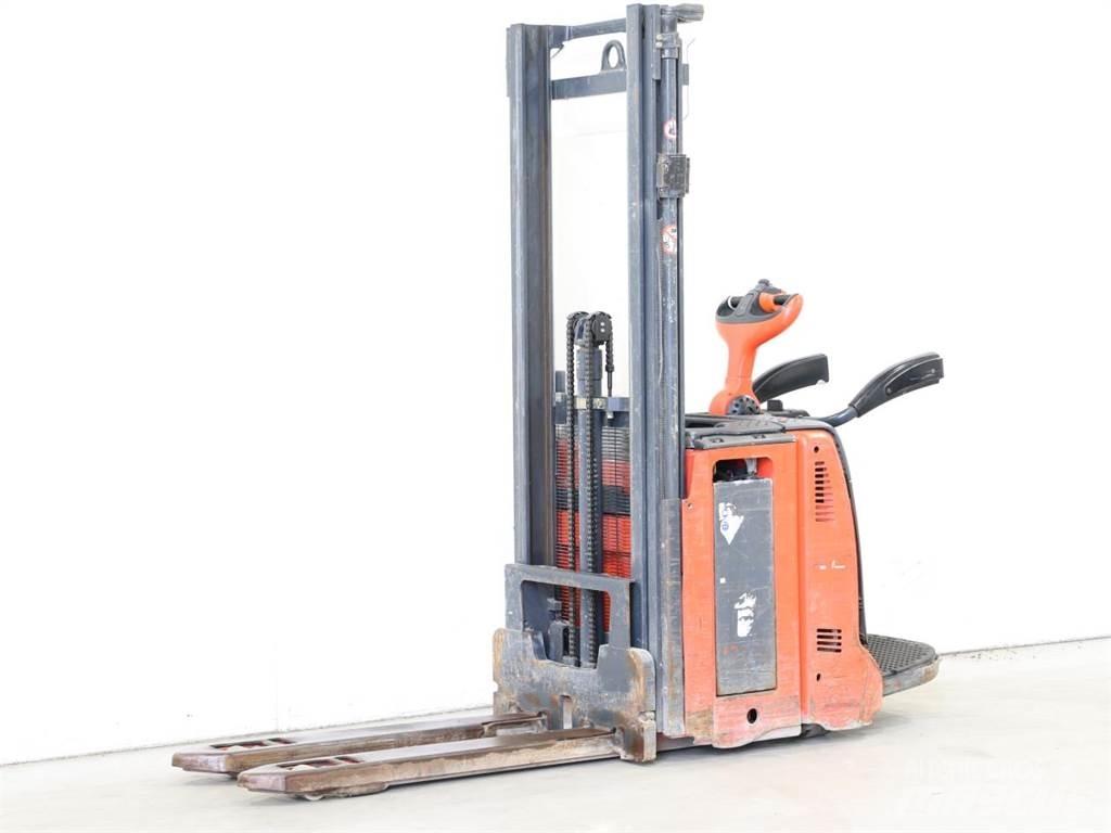 Linde L12LAP/133 Apiladores eléctricos