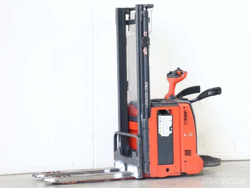 Linde L12LAP/133 Apiladores eléctricos
