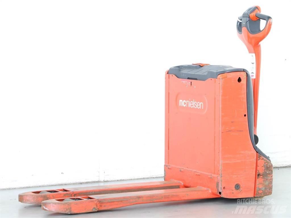 Linde T16/1152 Apiladores eléctricos