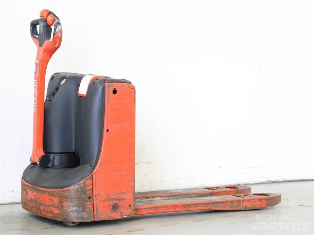 Linde T16/1152 Apiladores eléctricos
