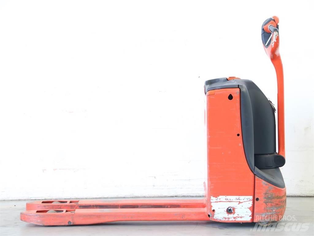Linde T16/1152 Apiladores eléctricos