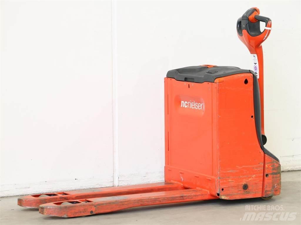 Linde T16/1152 Apiladores eléctricos