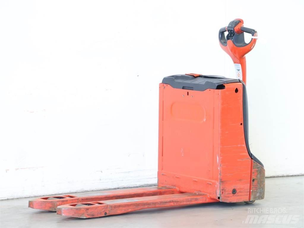Linde T16/1152 Apiladores eléctricos