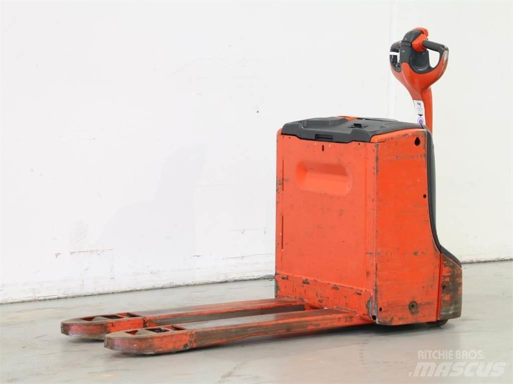 Linde T16/1152 Apiladores eléctricos