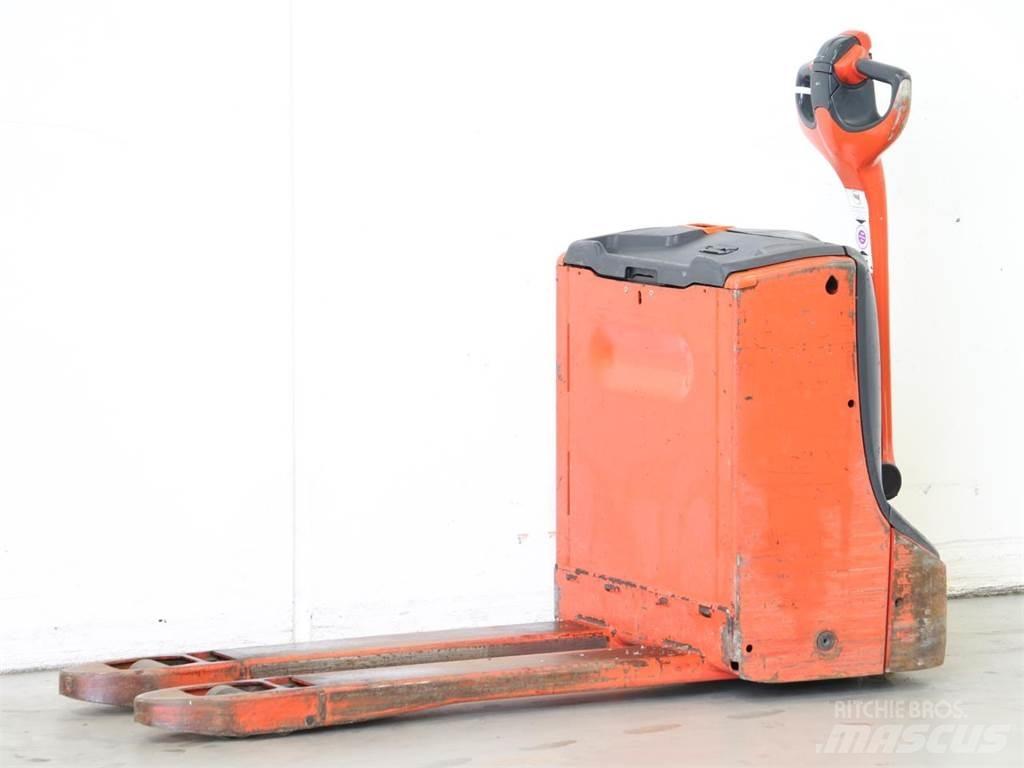 Linde T16/1152 Apiladores eléctricos