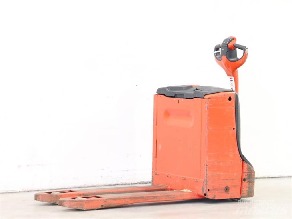 Linde T16/1152 Apiladores eléctricos
