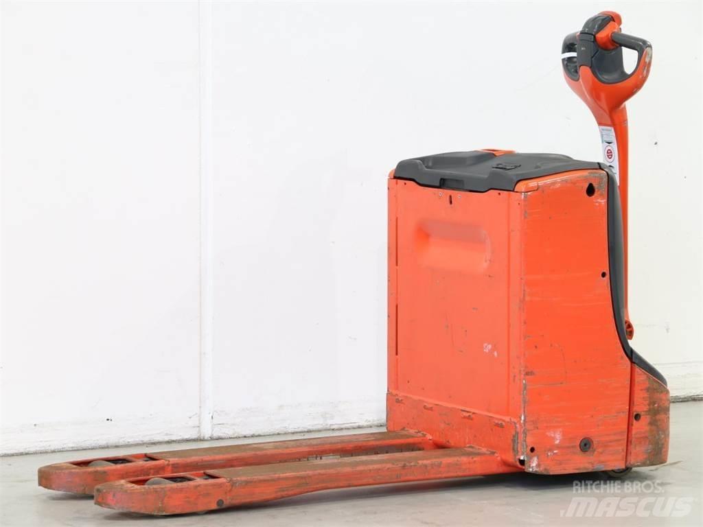 Linde T16/1152 Apiladores eléctricos