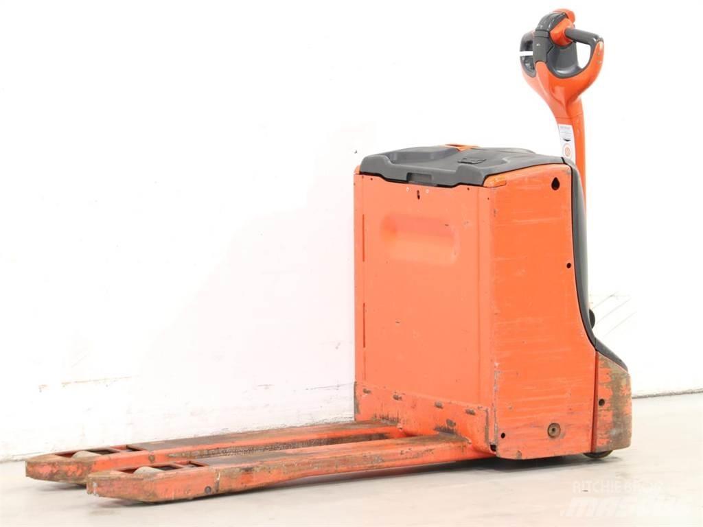 Linde T16/1152 Apiladores eléctricos
