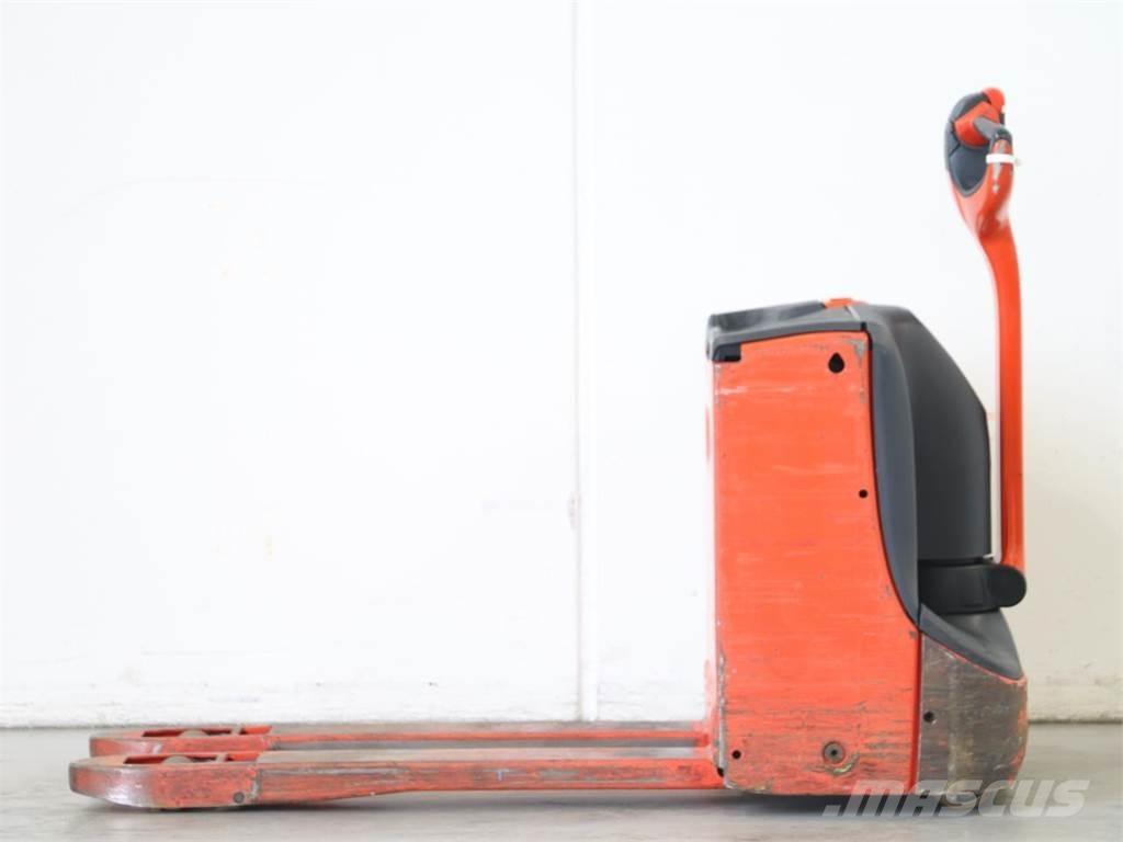 Linde T16/1152 Apiladores eléctricos