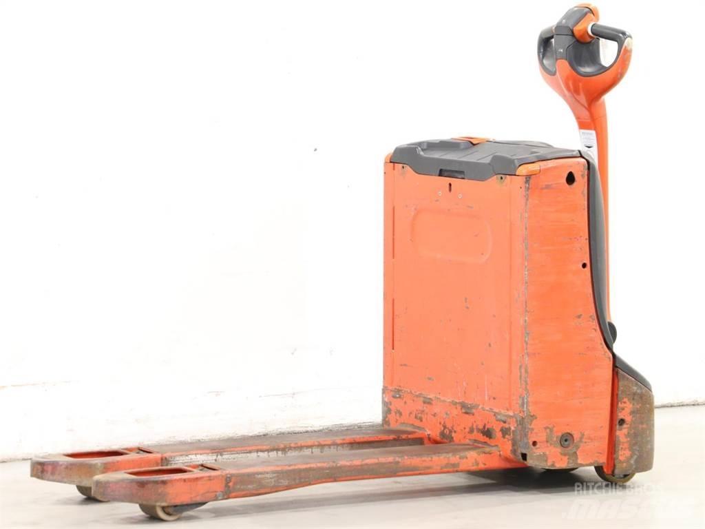 Linde T16/1152 Apiladores eléctricos