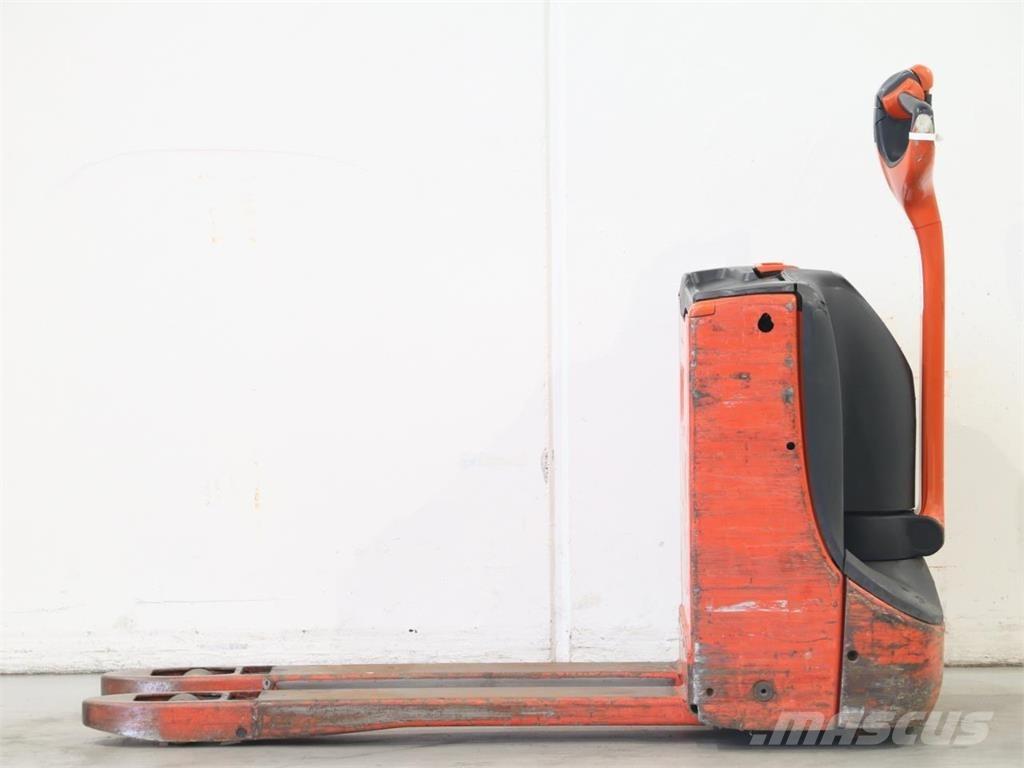 Linde T16/1152 Apiladores eléctricos