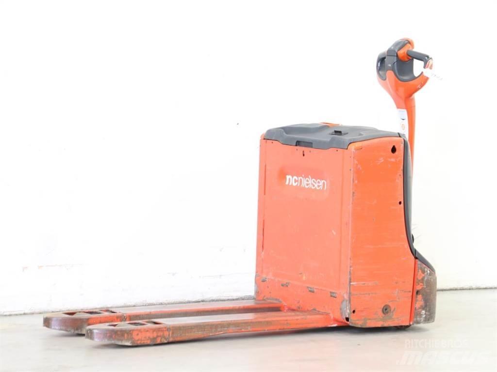 Linde T16/1152-00 Apiladores eléctricos