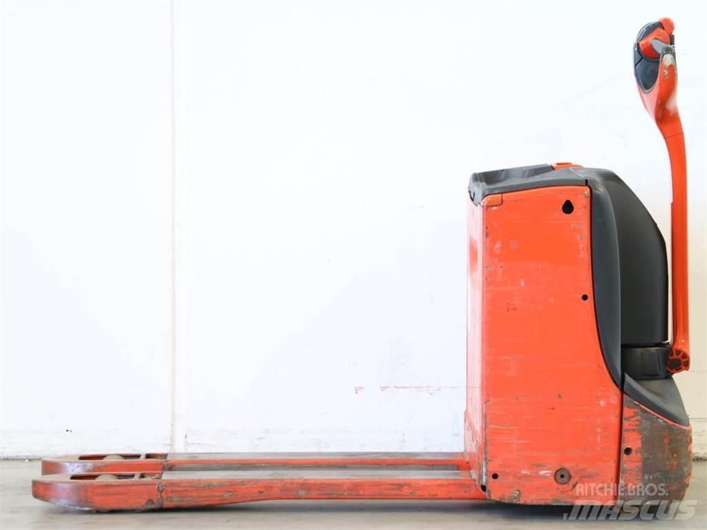 Linde T16/1152-00 Apiladores eléctricos
