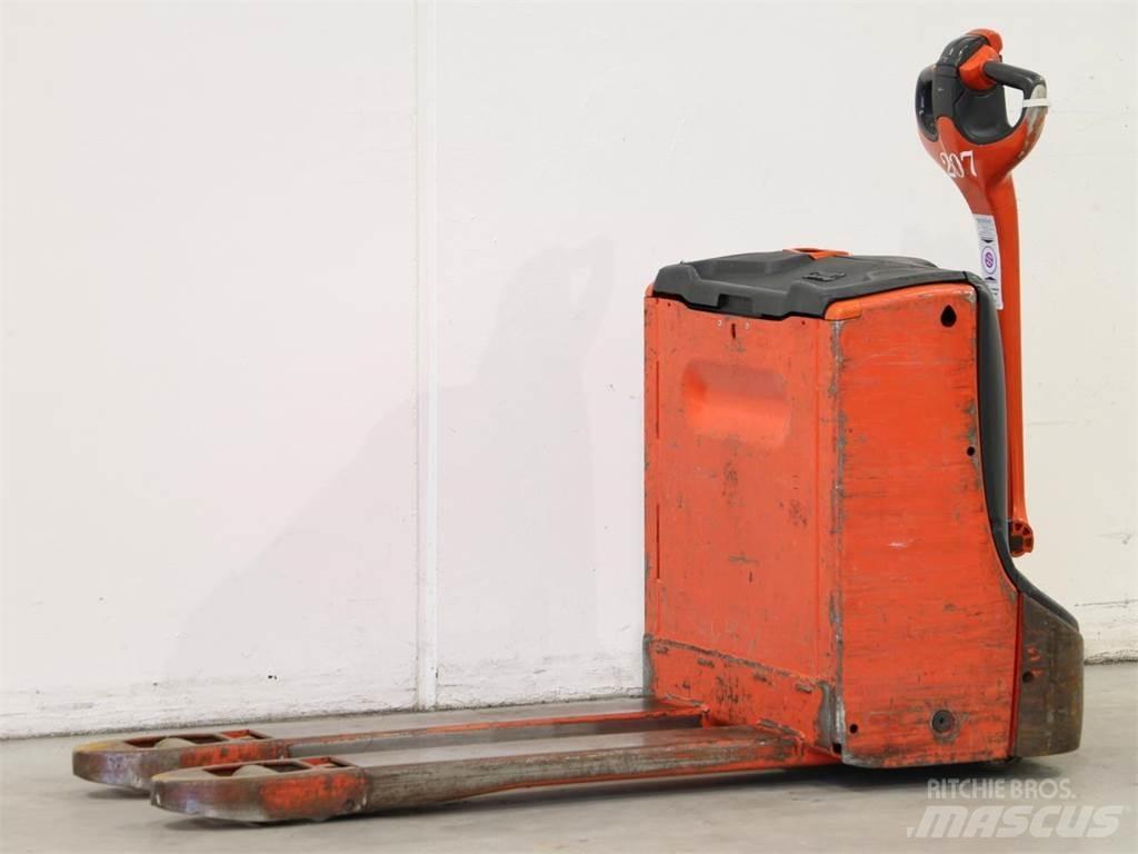 Linde T16/1152-00 Apiladores eléctricos