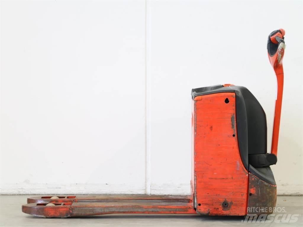 Linde T16/1152-00 Apiladores eléctricos