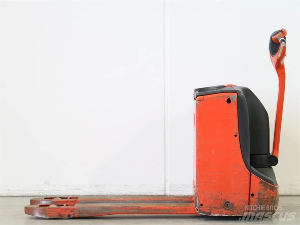 Linde T16/1152-00 Apiladores eléctricos