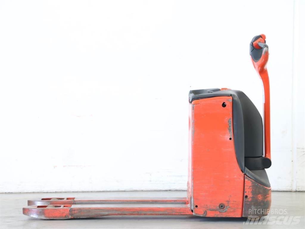 Linde T16/1152-00 Apiladores eléctricos