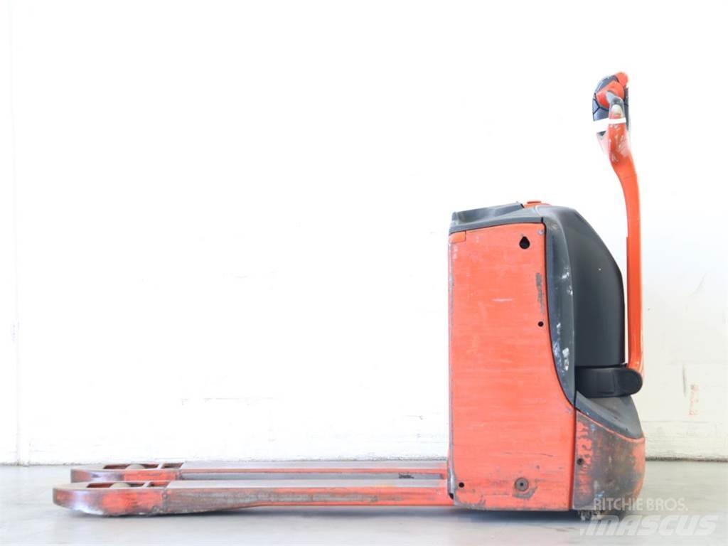 Linde T16/1152-00 Apiladores eléctricos