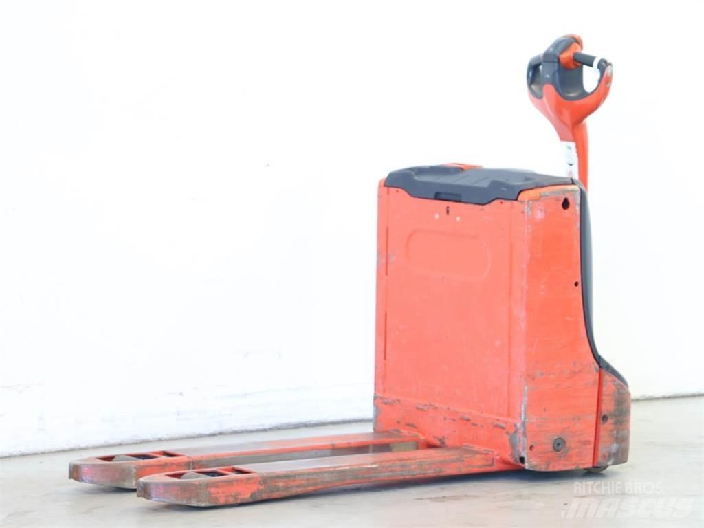 Linde T16/1152-02 Apiladores eléctricos