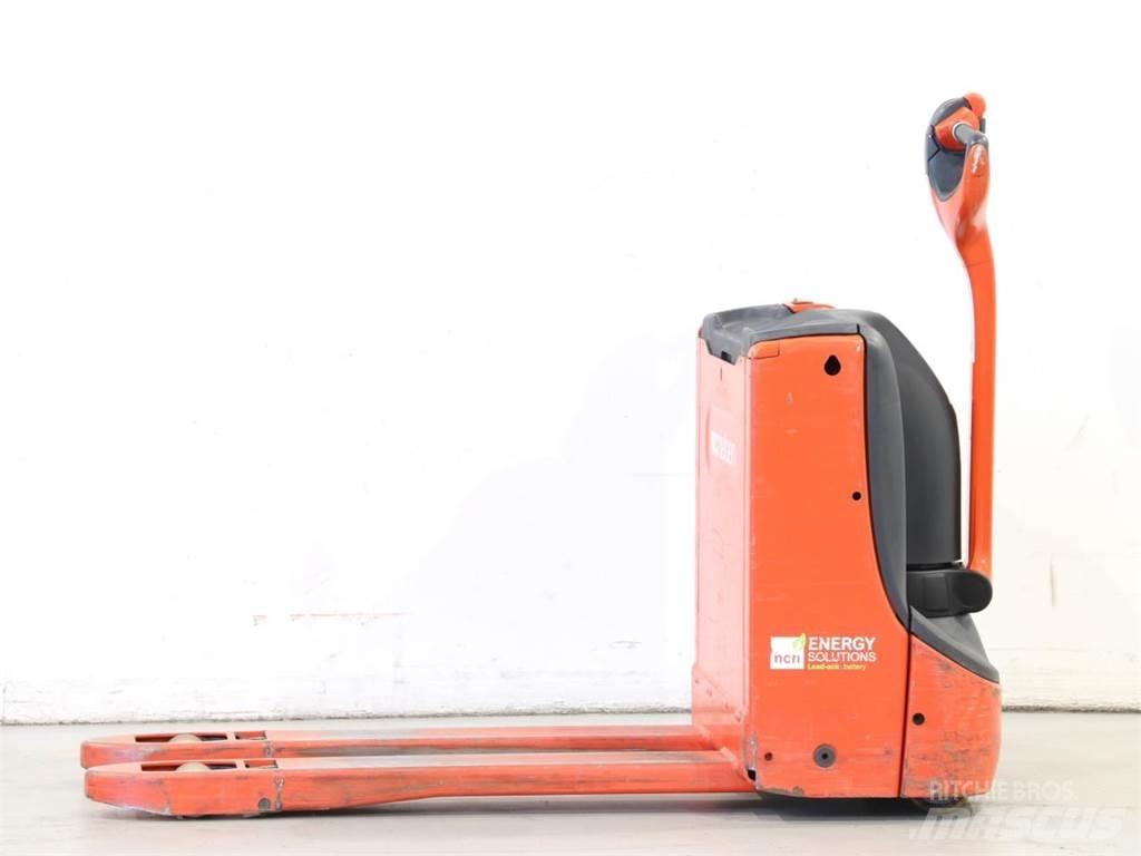 Linde T16/1152-02 Apiladores eléctricos