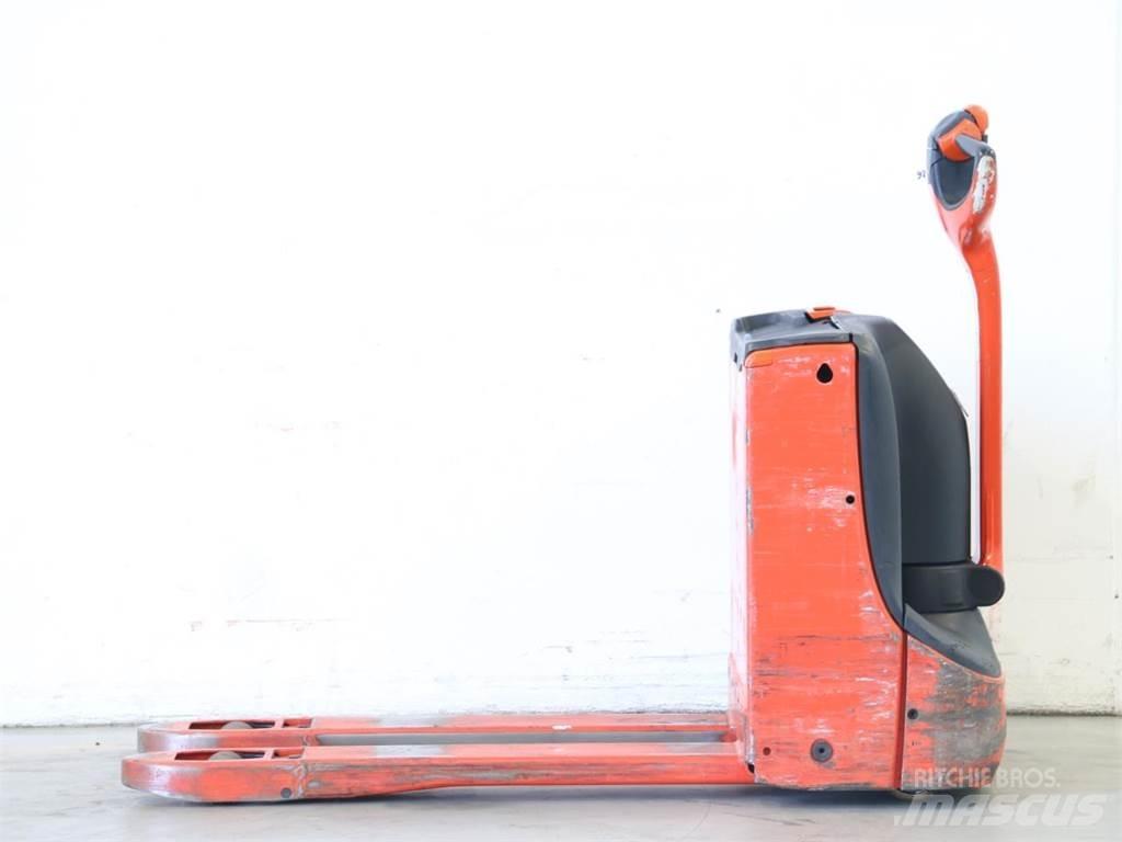 Linde T16/1152-02 Apiladores eléctricos