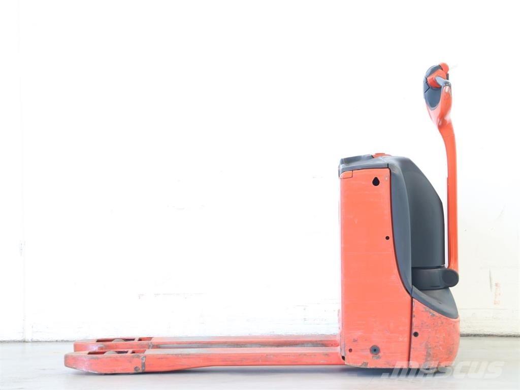 Linde T16/1152-02 Apiladores eléctricos