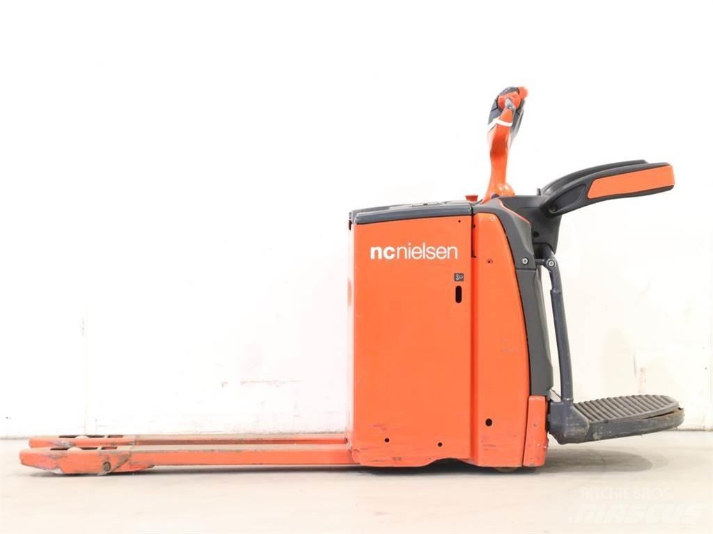 Linde T20AP/1153-02 Apiladores eléctricos
