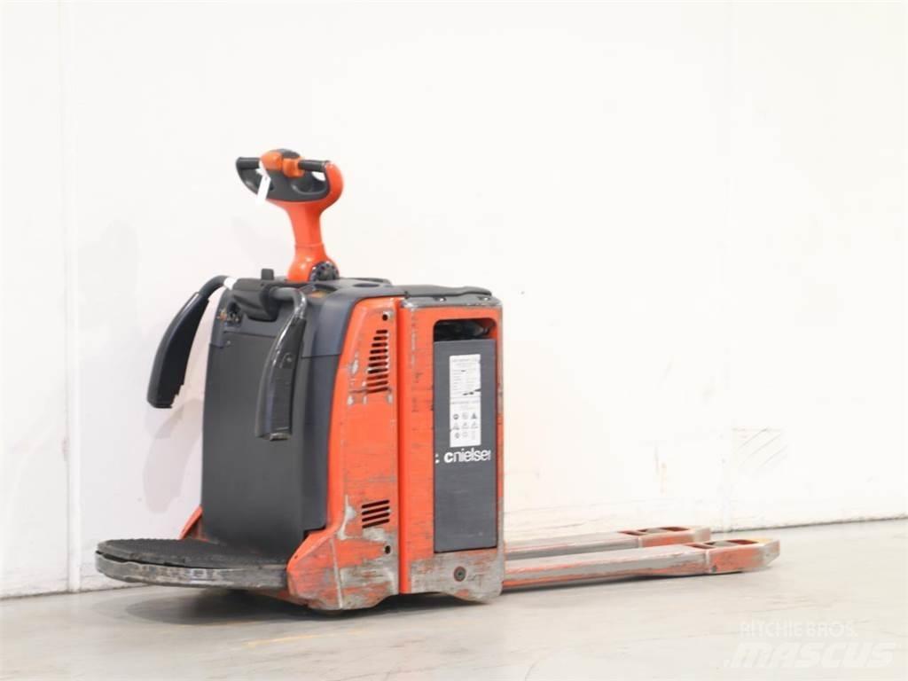 Linde T20AP/131 Apiladores eléctricos