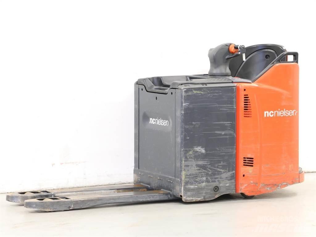 Linde T20SP/131 Apiladores eléctricos
