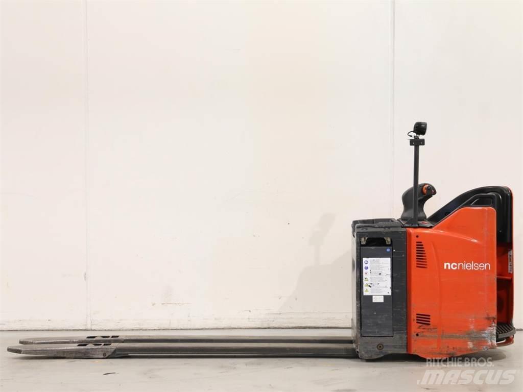 Linde T20SP/131-07 Apiladores eléctricos
