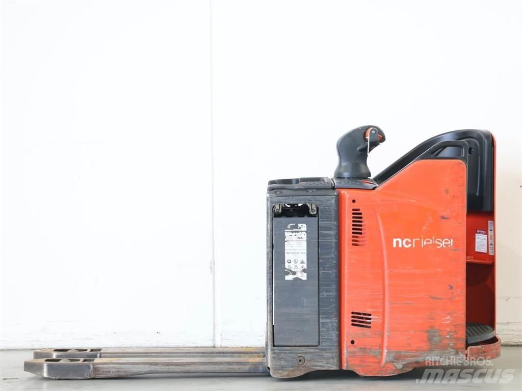 Linde T20SP/131-08 Apiladores eléctricos