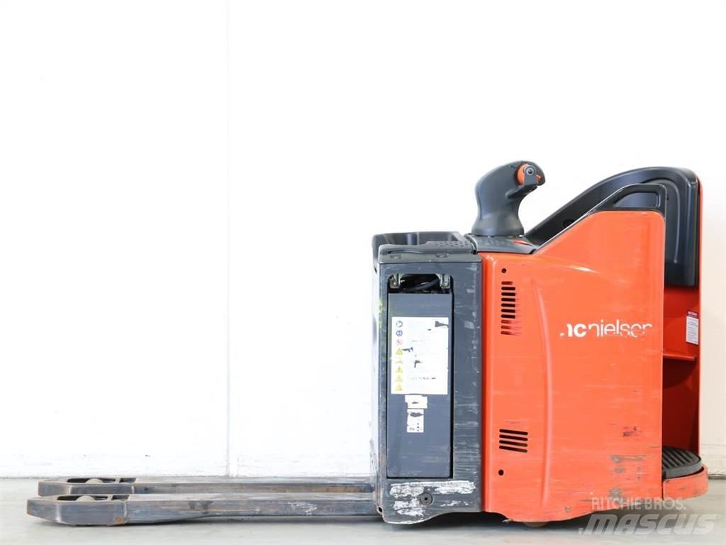 Linde T20SP/131-08 Apiladores eléctricos