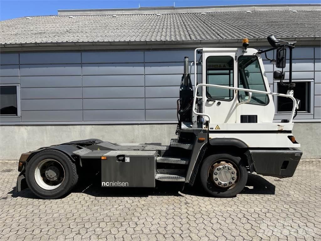 Terberg YT222 4X2 Almacenaje - Otros