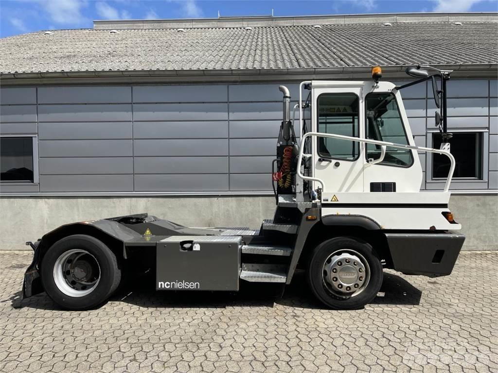 Terberg YT222 4X2 Almacenaje - Otros