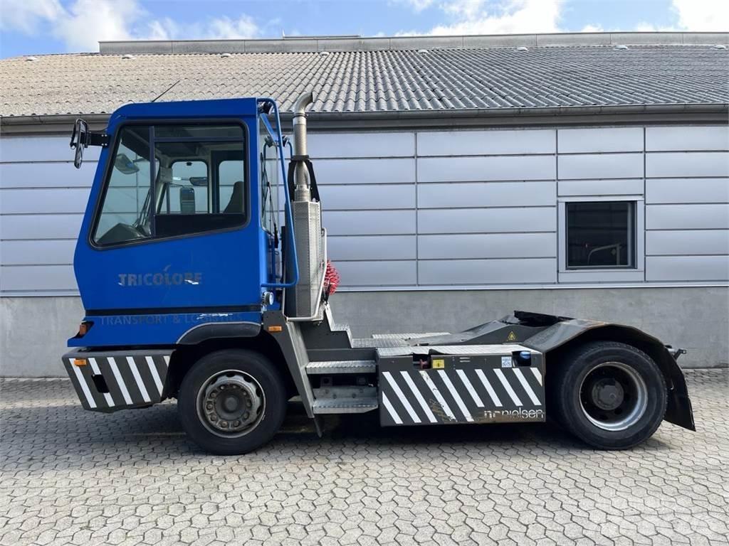 Terberg YT222 4X2 Almacenaje - Otros