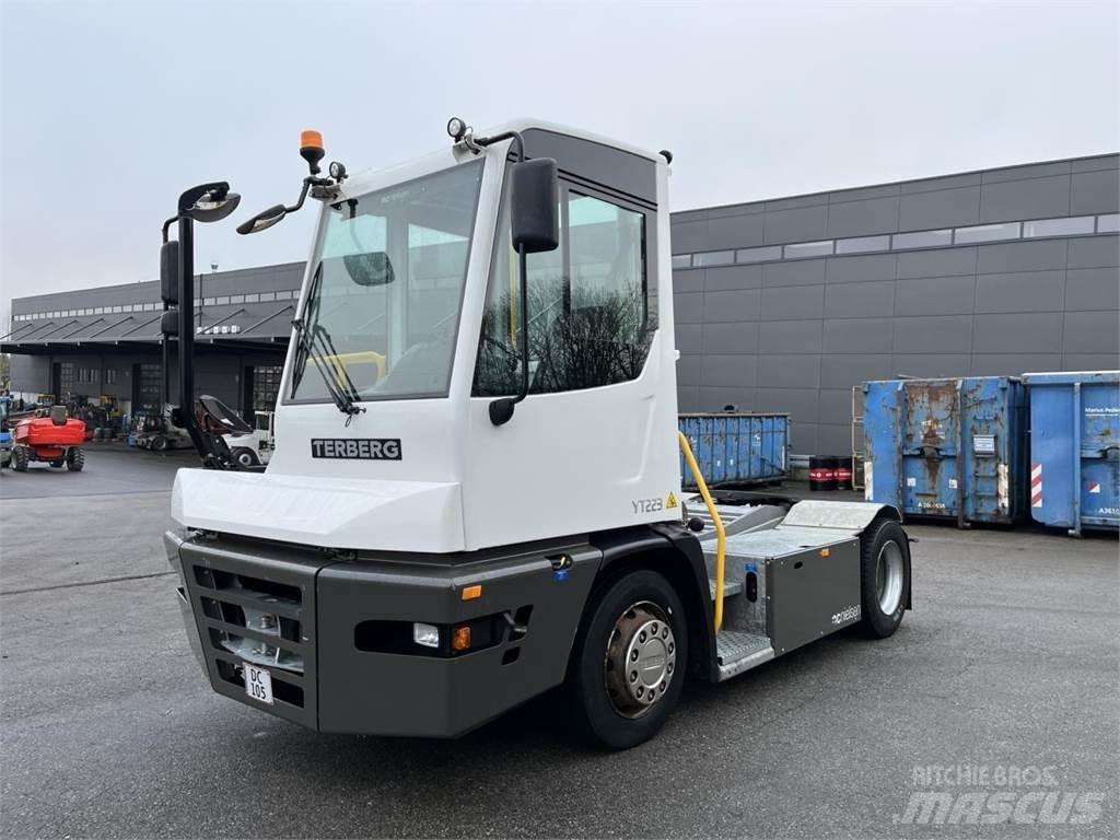 Terberg YT223 4x2 Almacenaje - Otros