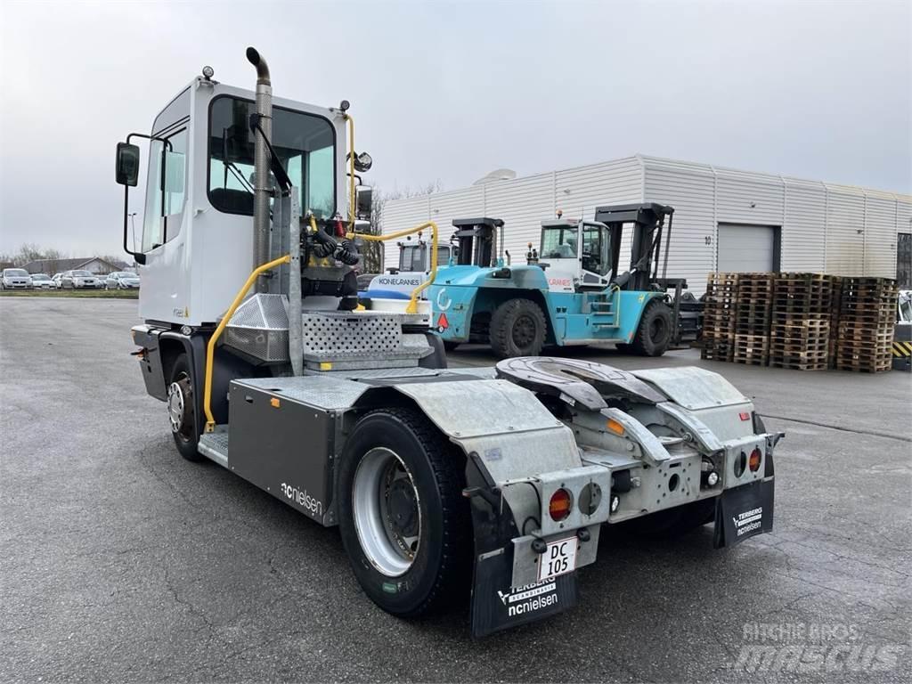 Terberg YT223 4x2 Almacenaje - Otros
