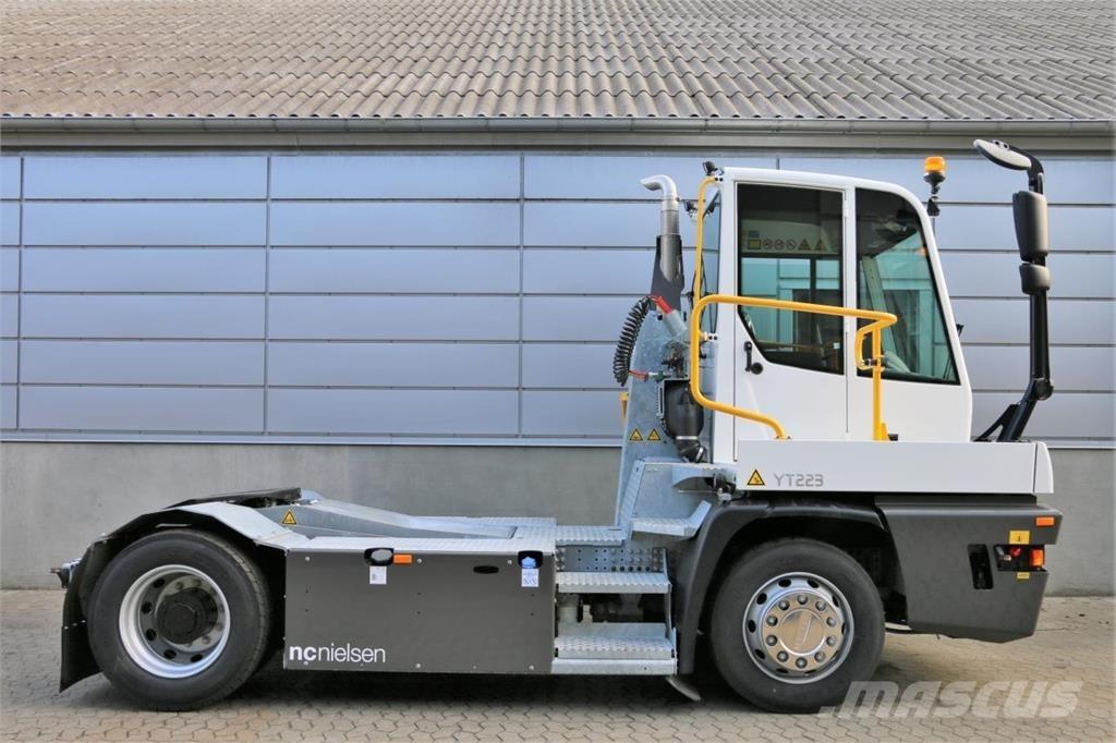 Terberg YT223 4x2 Almacenaje - Otros