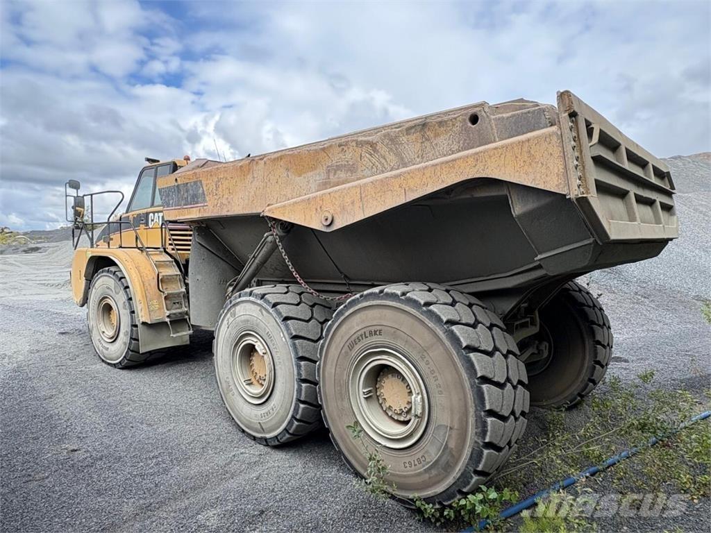 CAT 740 Dúmpers articulados