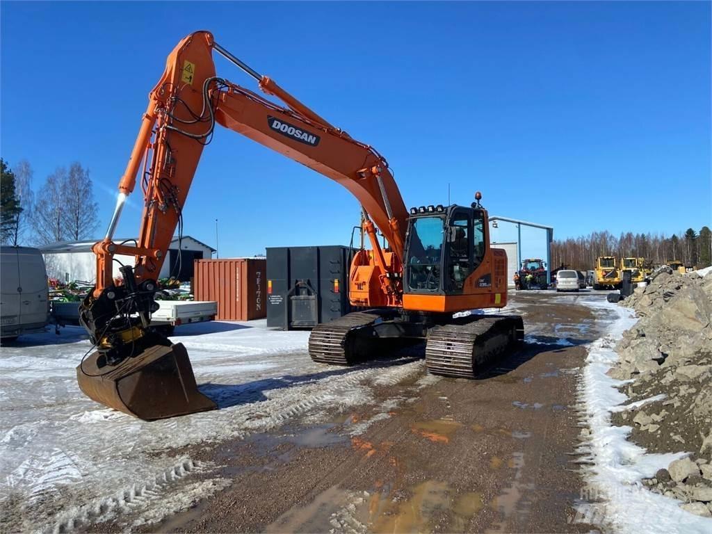 Doosan DX 235 LCR Excavadoras de cadenas